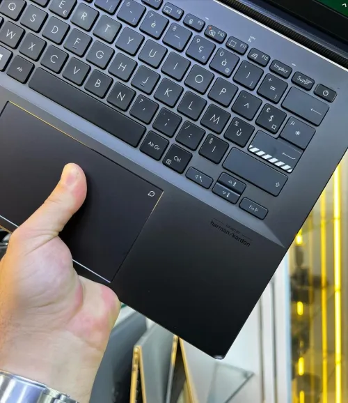 Asus VivoBook Pro 14X OLED AMD Ryzen 7-5800H 16/512GO, Carte Graphique Nvidia RTX3050Ti 4GB