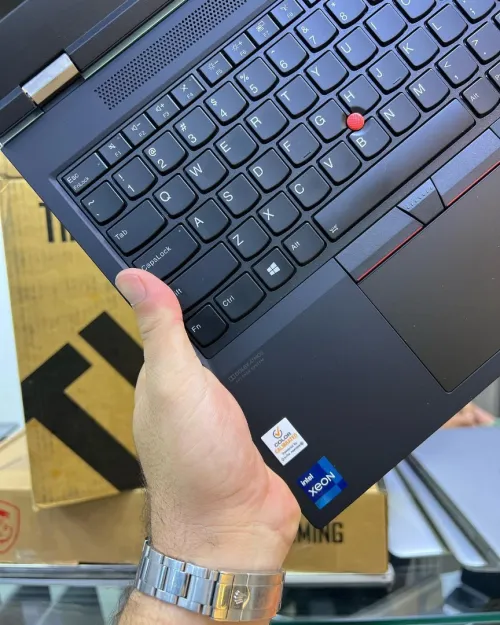 Lenovo ThinkPad P15 Gen2 Xeon 128GB Ram RTX5000 16GB 1T de stockage