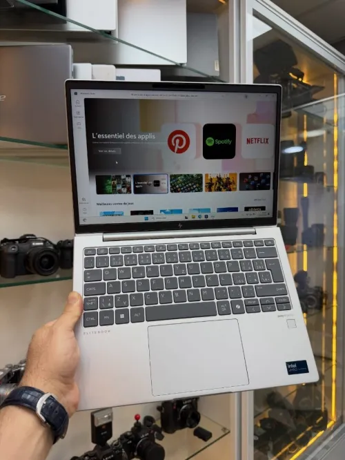 HP EliteBook 8 G1i - Ultra 7 Disponible chez Morsi store dz