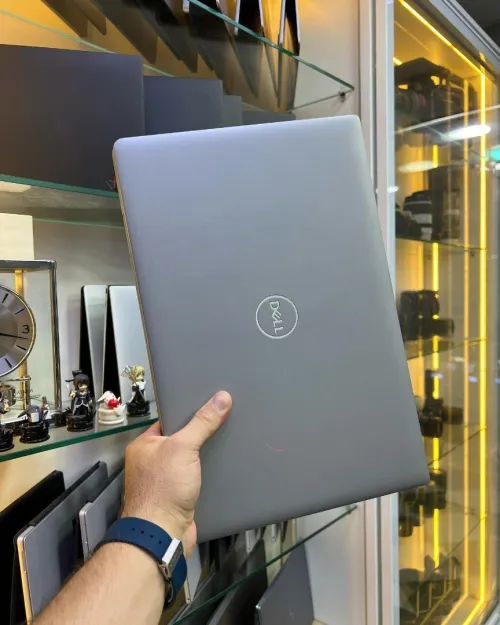 Latitude 5530 15 i7-12eme 16GB/512GB