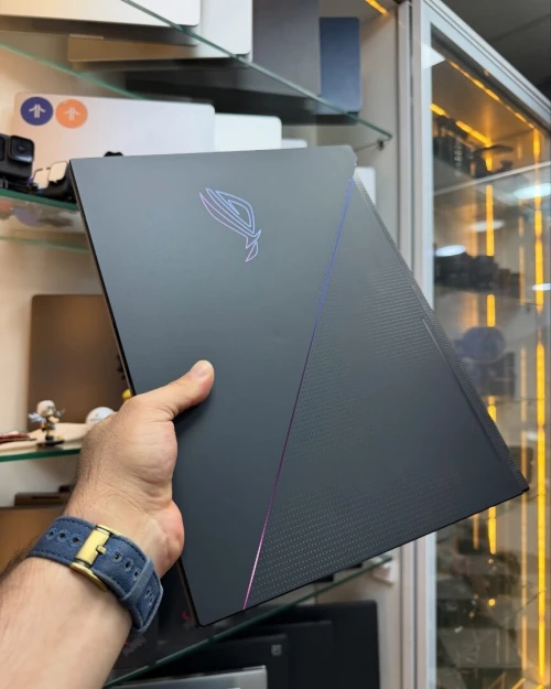 ROG ZEPHYRUS DUO R9 64/2TB RTX3080Ti Disponible Chez Morsi store dz