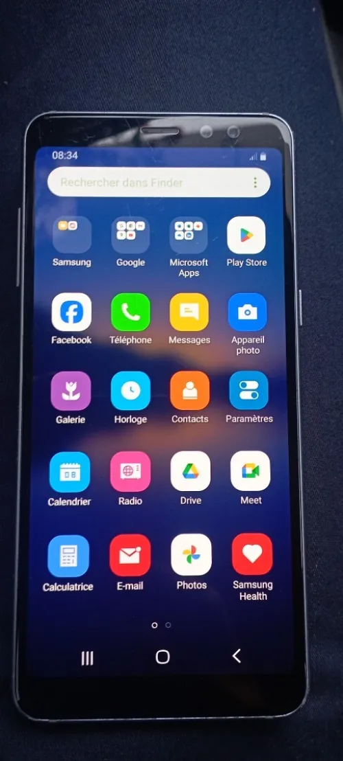 Samsung A8