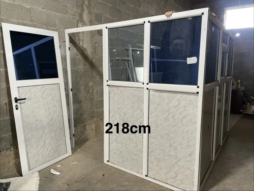 Vitrine en aluminium 3 facades (bureau)