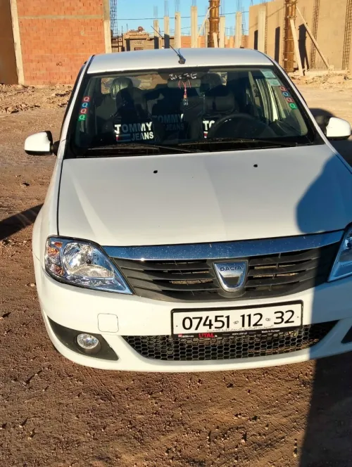 Dacia Logan 2012 la tout options