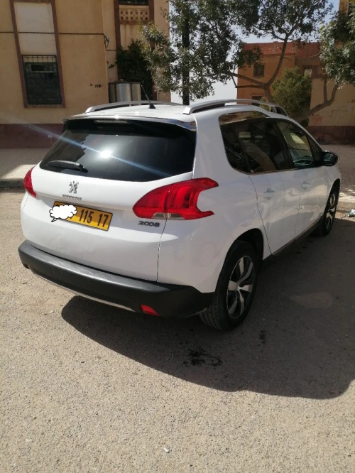 Peugeot 2008 2015 Erg