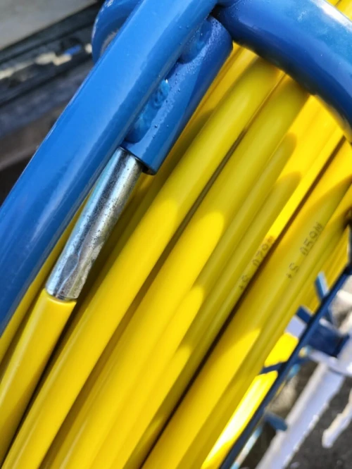Aiguille tirage de cable 