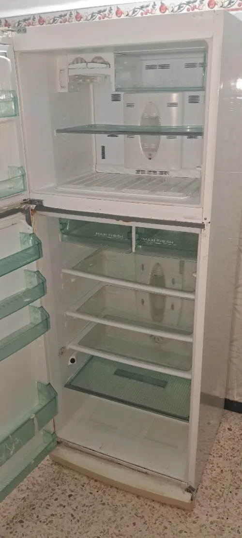 Frigo réfrigérateur