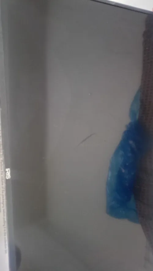 Plazma Iris 40 pous, afficheur mkassar mayamchich,lazam yat3adawd l'afficheur 