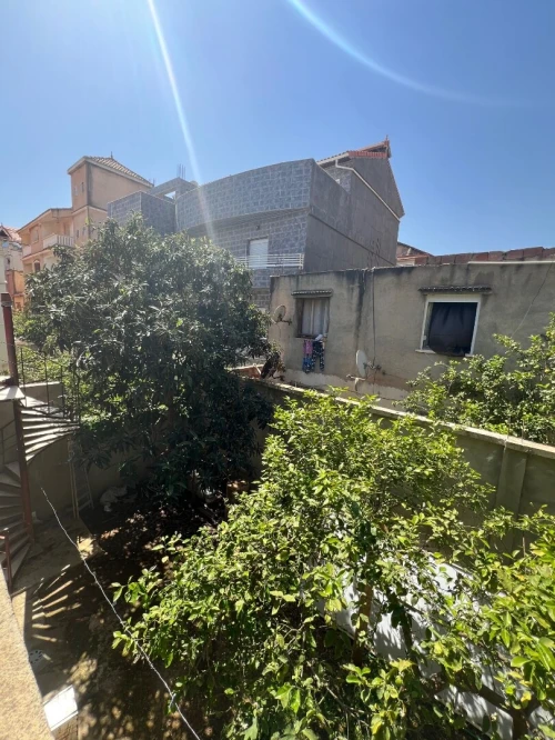 Location Appartement Niveau de villa F5 Alger Dely brahim
