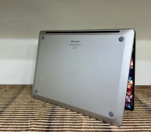 Microsoft Surface Laptop 7 Édition Ultra 5  236V ARC 130V GPU 16GB 512GB  13.8" HDR Tactile 120Hz