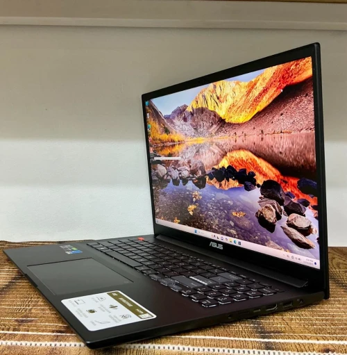Asus VivoBook Pro 16 AMD Ryzen 7 5800H RTX 3050 4GB 16GB 512GB 120HZ