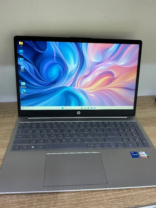 HP LAPTOP 15 I5-1334U 16GB 512 NVMe 15.6