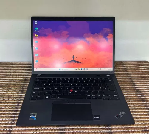 Lenovo ThinkPad T14s Gen3 i7-1165G7 16GB 512GB TACTAIL