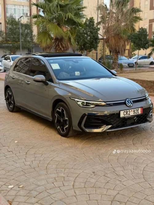 Volkswagen Golf 8 2025 Pro R-line