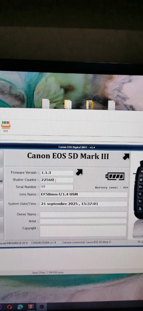 Canon 5D mark iii (8k et 22k clic) état neuf