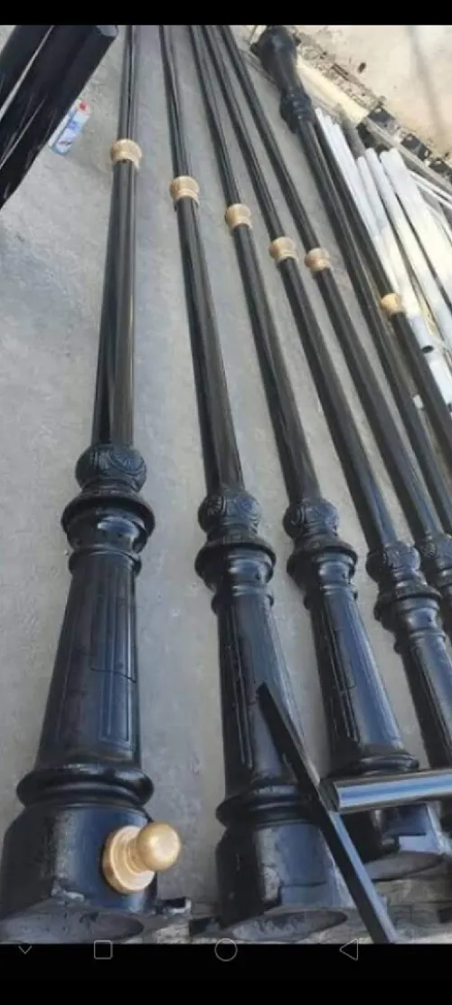 Candélabres d'éclairage public 