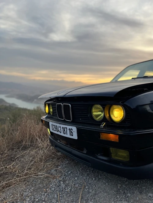 BMW Série 3 1987 