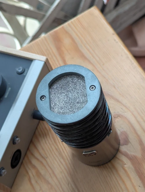 Carte son Universel Audio (volt176)  Micro statique neumann (Aston Origine
