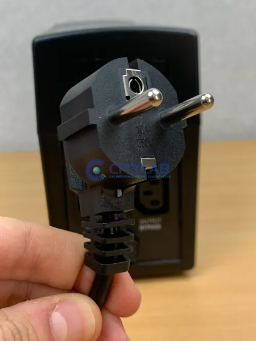 Onduleur ADR 650VA Sans prises ADR200 