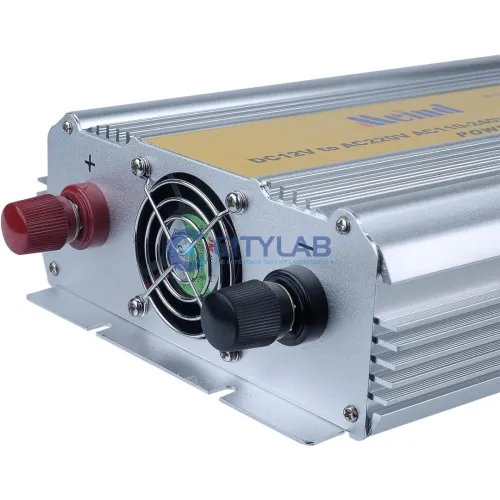 Transformateur de courant / Power Inverter DC 12V-AC 220V Puissance: 1000W