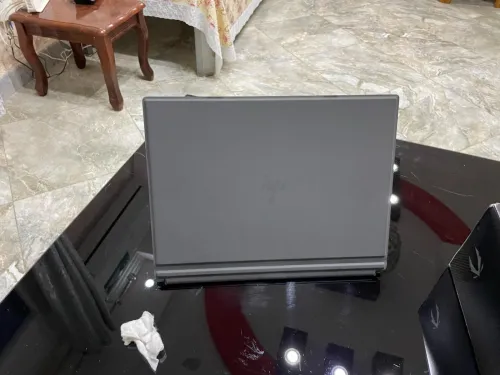 HP Elite x2 G8