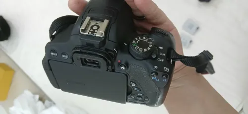 Canon 700D