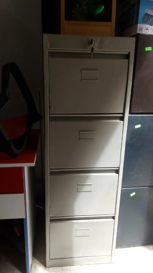 ARMOIRE DE BUREAU