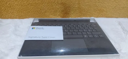 Clavier lumineux magnétique pour surface Go