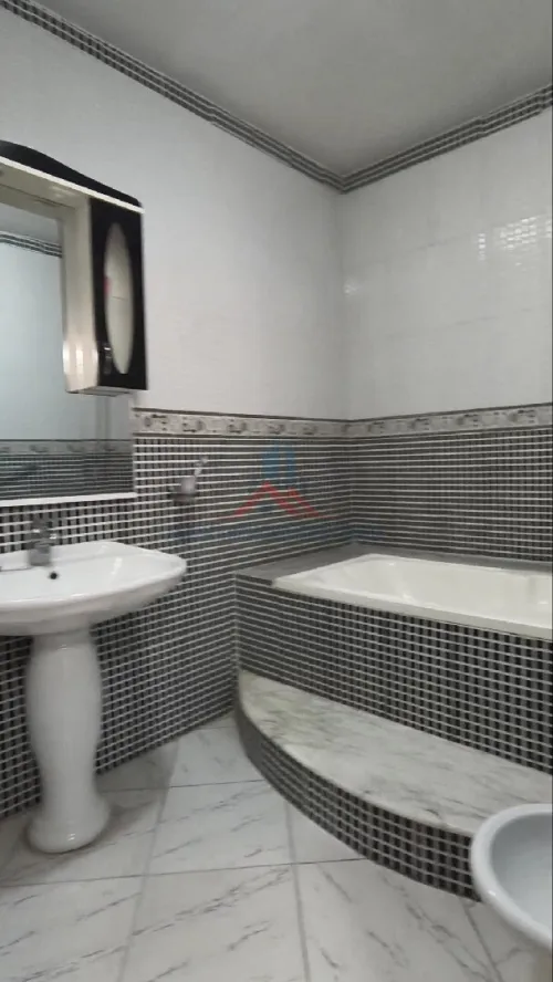 Location Appartement Niveau de villa F4 Alger Chevalley