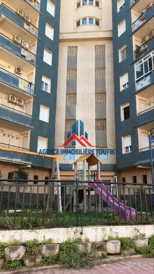 Location Appartement F4 Alger Souidania