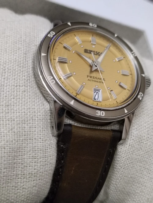 Seiko presage Automatic (Champagne Dial)