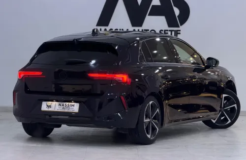 Opel Astra 2025 