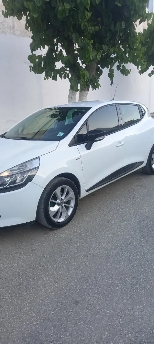 Renault Clio 4 2016 Limited 2
