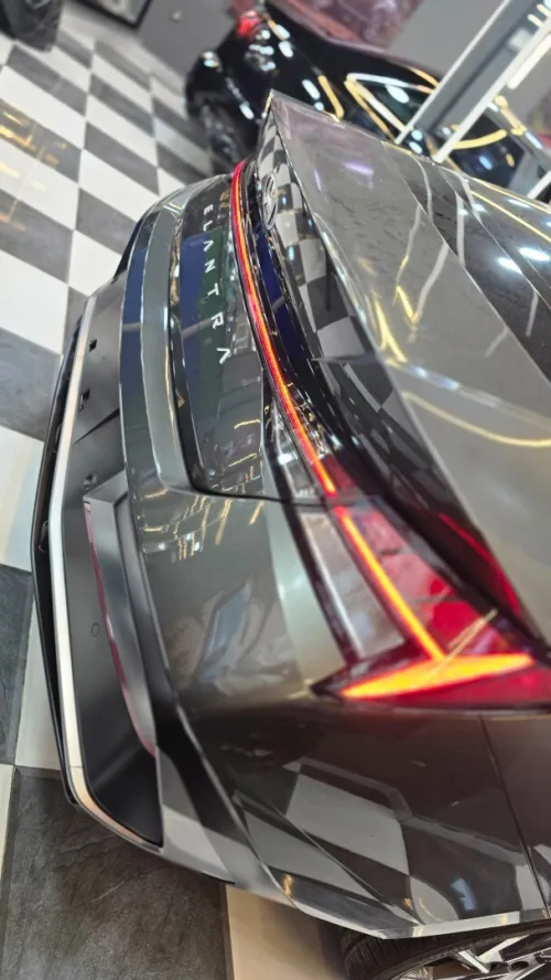 Hyundai Elantra 2025 premium
