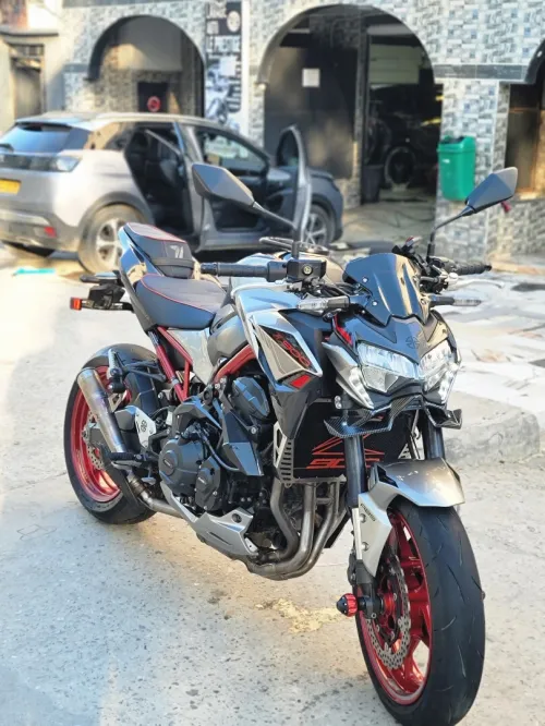 Kawasaki Z900 2023