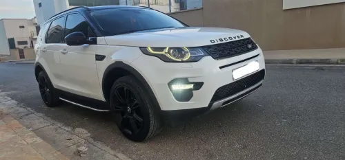Land Rover Discovrey 2016 