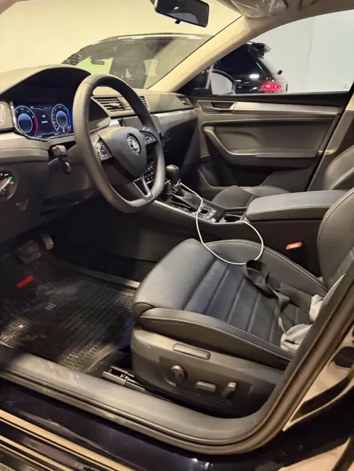 Skoda Superbe 2025 Luxury