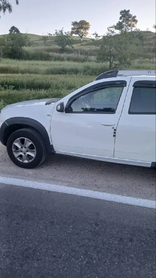 Dacia Duster 2014 Laureate