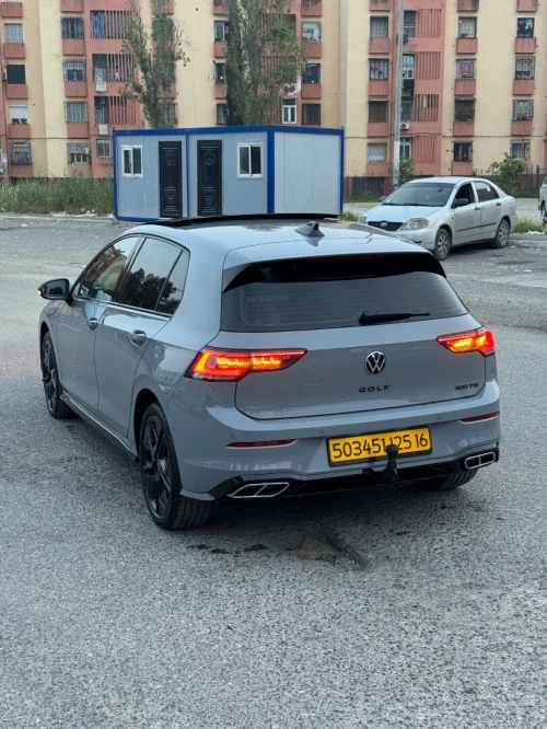 Volkswagen Golf 8 2025 R-Line