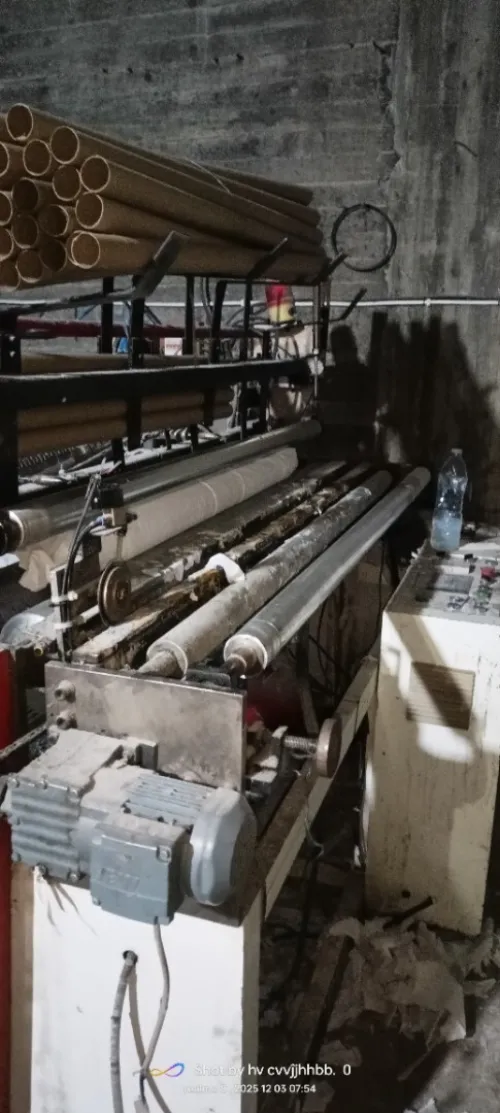Machine fabrication essuit tout et papier geniquep