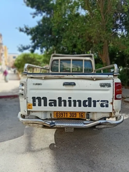Toyota Mahindra 2009 