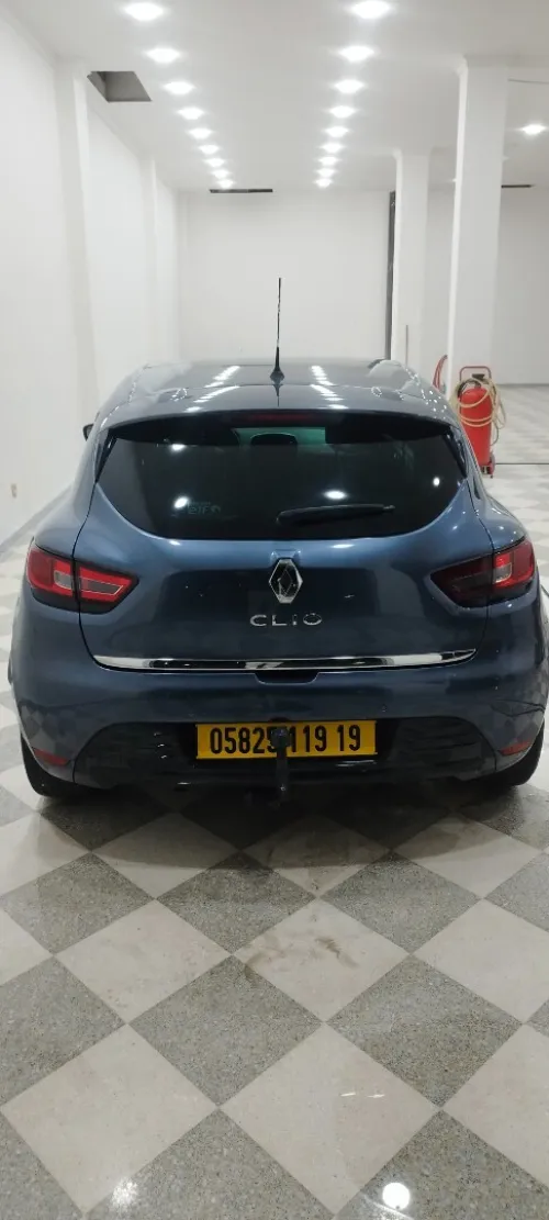 Renault Clio 4 2019 Limited 2