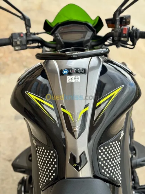 Kawasaki Z1000 2017