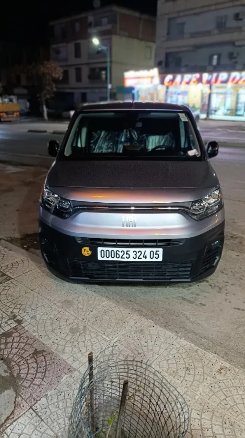 Fiat Doblo 2024 Italie