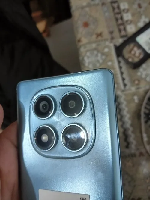 Xiaomi Redmi note 14 pro