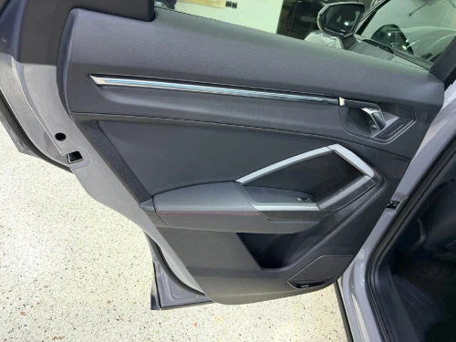 Audi Q3 2024 S line