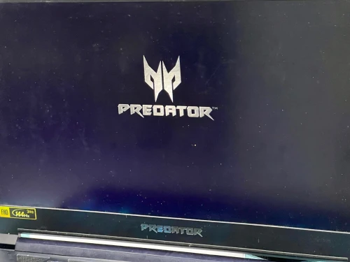 Acer PREDATOR TRITON 300 