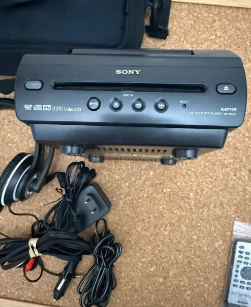 DVD repose tête pour voiture 