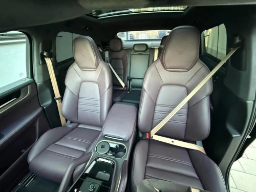 Porsche CAYENNE 2026 GTS