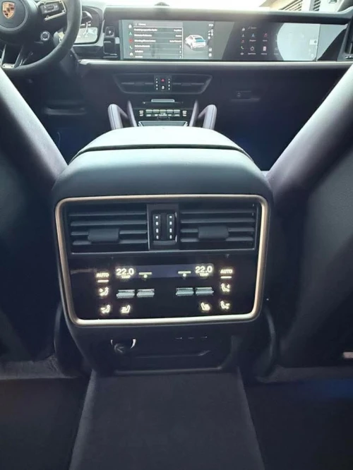 Porsche CAYENNE 2026 GTS